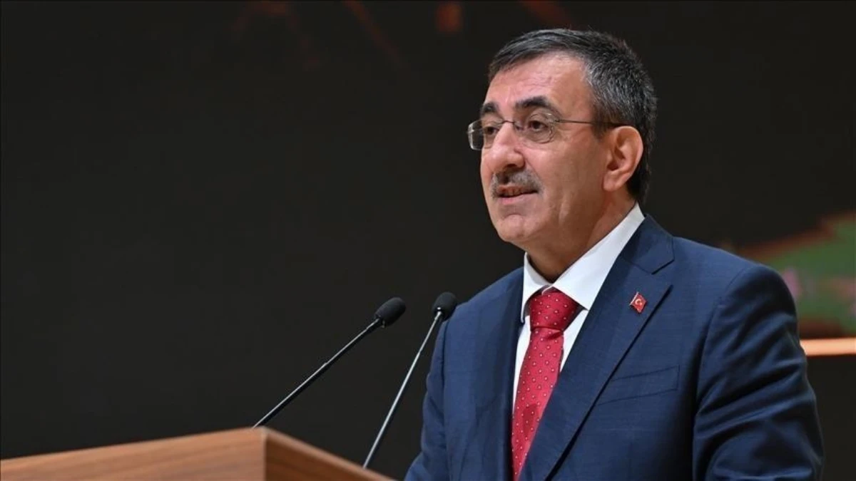 Cumhurbaşkanı Yardımcısı Yılmaz: Küresel ihracattan daha fazla pay almayı amaçlıyoruz Cumhurbaşkanı Yardımcısı Yılmaz: Küresel ihracattan daha fazla pay almayı amaçlıyoruz