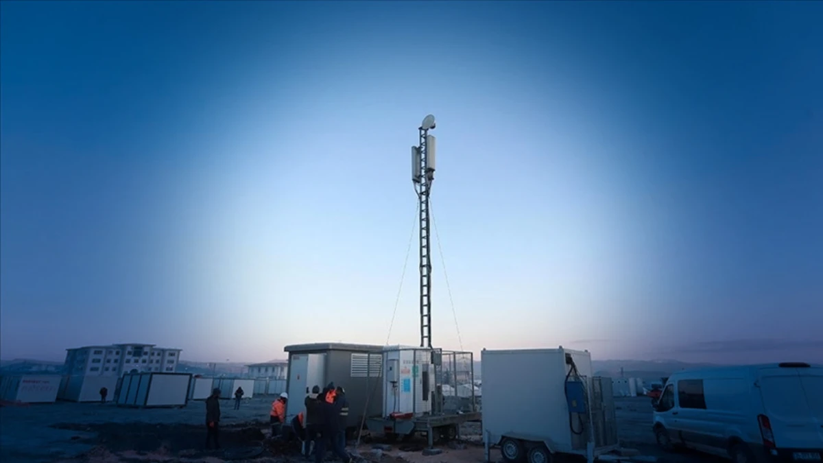 Deprem bölgesinde haberleşme altyapısı güçlendirildi: 581,7 milyon liralık yatırım Deprem bölgesinde haberleşme altyapısı güçlendirildi: 581,7 milyon liralık yatırım