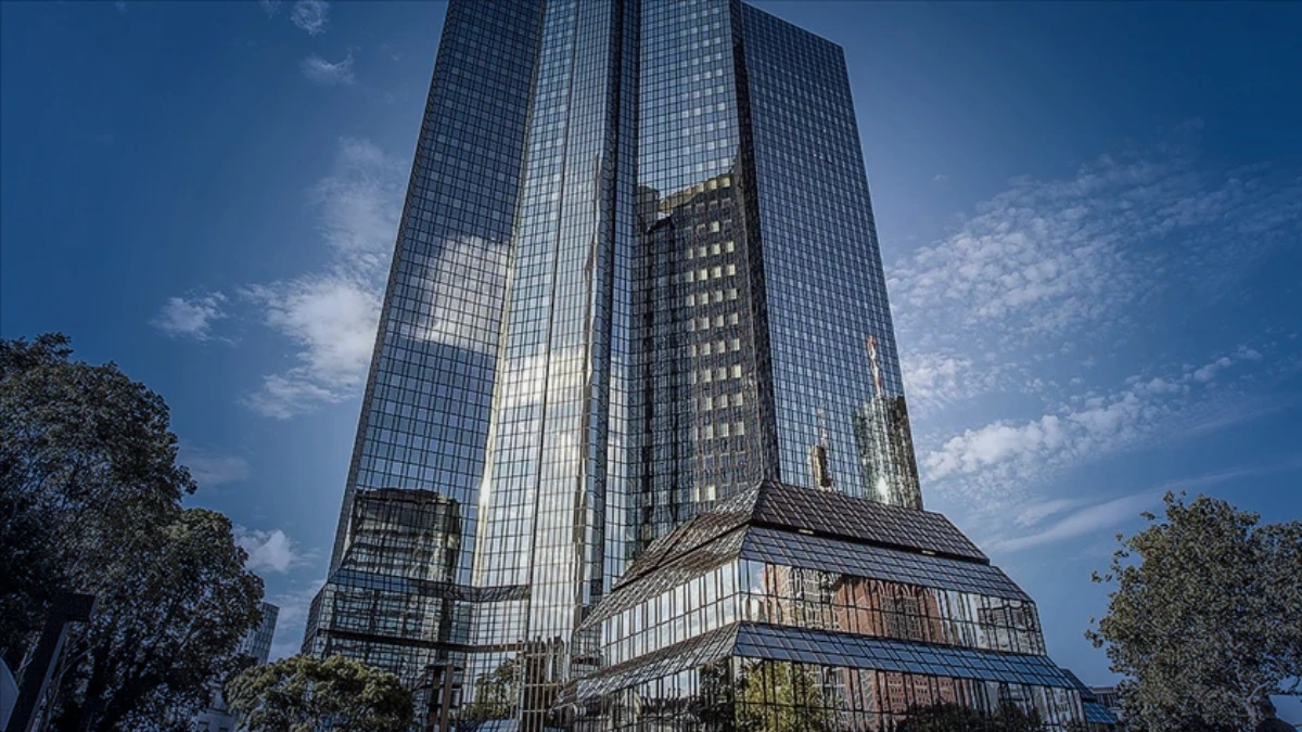 Deutsche Bank'a kara para aklama baskını: Frankfurt ve Berlin şubelerinde arama yapıldı Deutsche Bank'a kara para aklama baskını: Frankfurt ve Berlin şubelerinde arama yapıldı