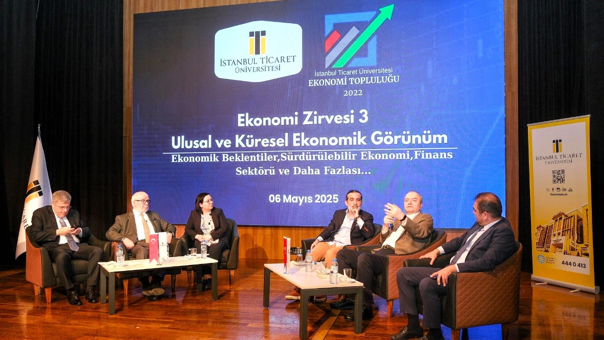 Dijitalleşme ve toplumsal yapıdaki değişim ekonomiyi nasıl etkiliyor: Zirvede tartışıldı Dijitalleşme ve toplumsal yapıdaki değişim ekonomiyi nasıl etkiliyor: Zirvede tartışıldı