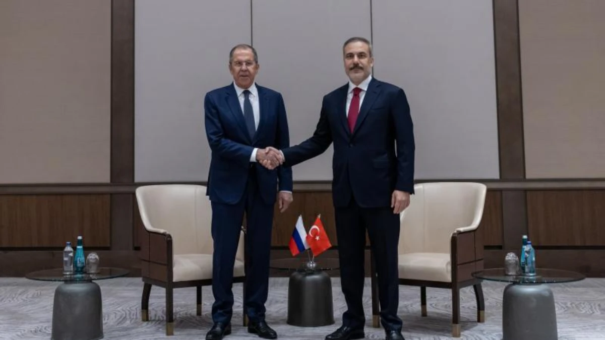 Dışişleri Bakanı Fidan'dan Rus Mevkidaşı Lavrov'a telefon: İsrail-İran çatışmasını konuştular Dışişleri Bakanı Fidan'dan Rus Mevkidaşı Lavrov'a telefon: İsrail-İran çatışmasını konuştular