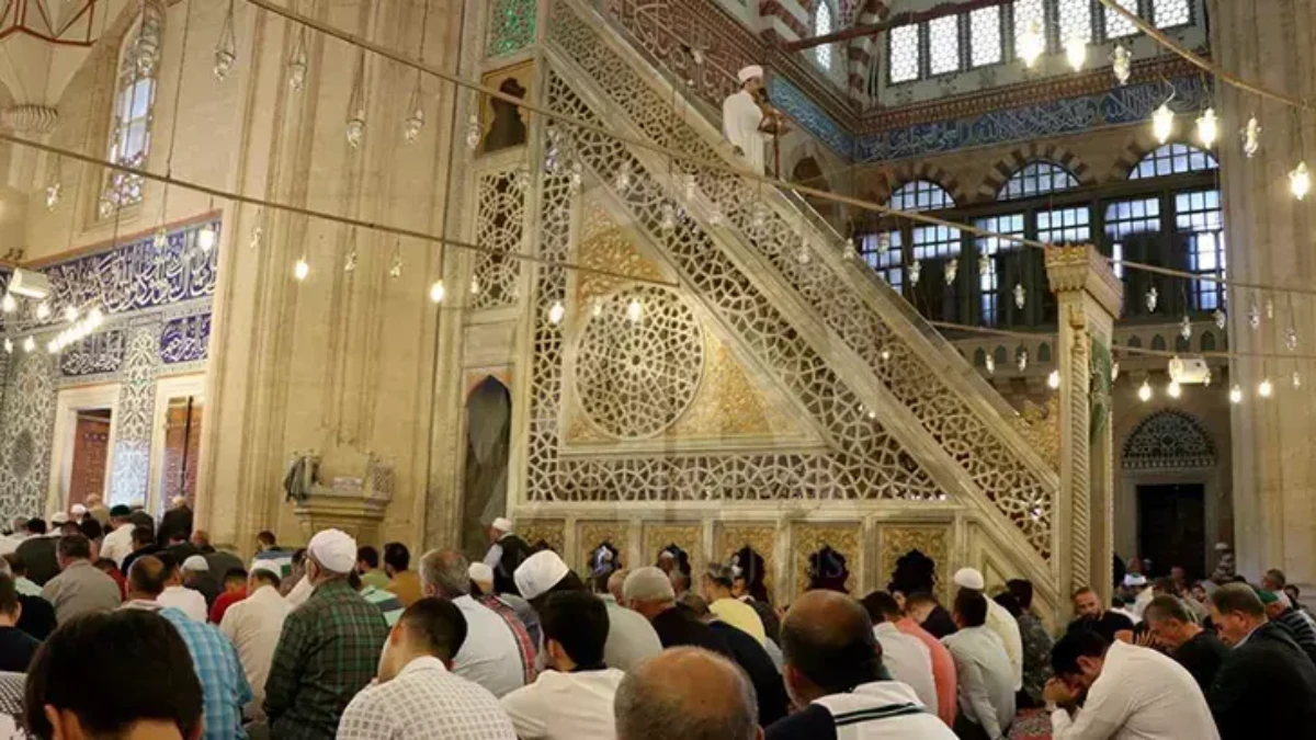 DİYANET 23 MAYIS 2025 CUMA NAMAZI: Cuma namazı nasıl kılınır? DİYANET 23 MAYIS 2025 CUMA NAMAZI: Cuma namazı nasıl kılınır?