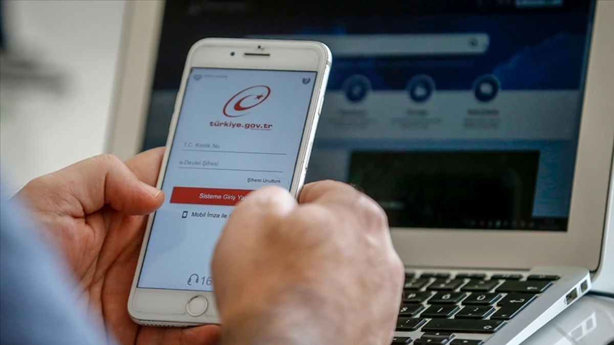 e-Devlet'te yeni hizmet: Türkiye Ulusal Coğrafi Bilgi Sistemi erişime açıldı e-Devlet'te yeni hizmet: Türkiye Ulusal Coğrafi Bilgi Sistemi erişime açıldı