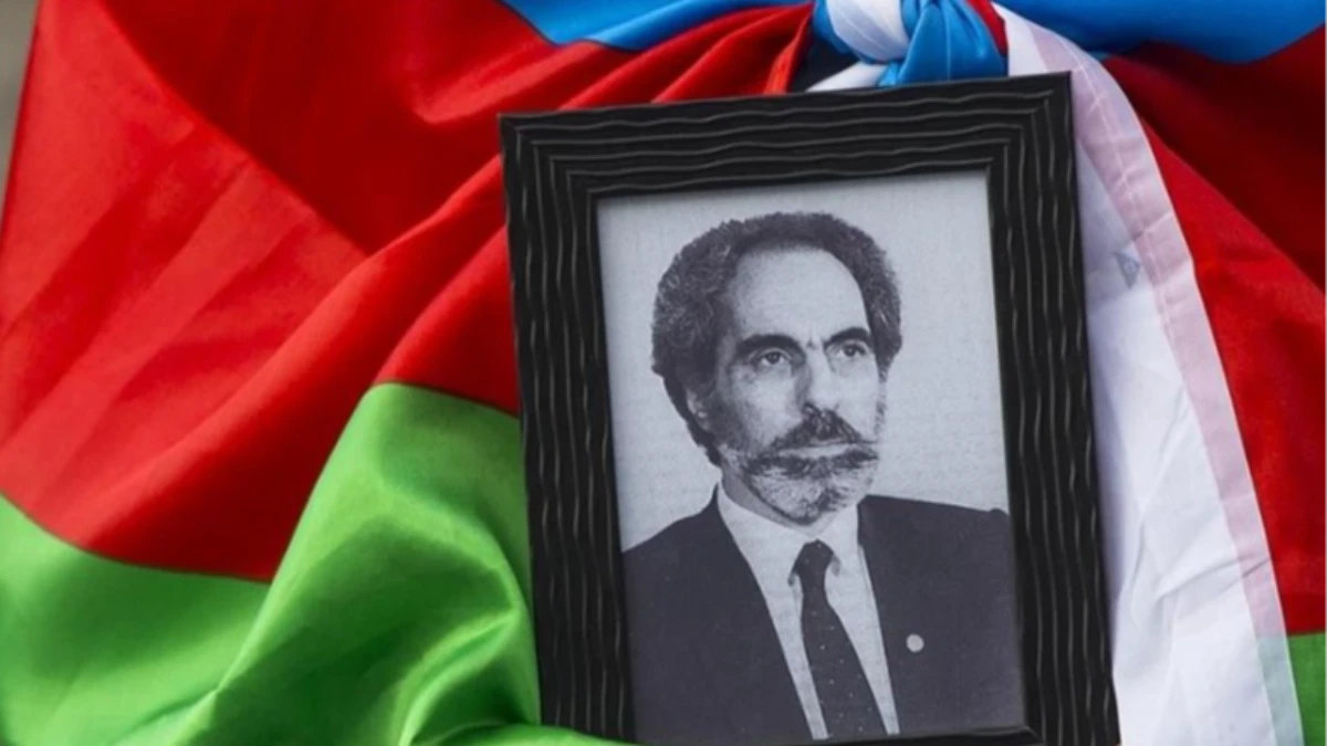 Ebulfez Elçibey, vefatının 25. yılında anılıyor Ebulfez Elçibey, vefatının 25. yılında anılıyor
