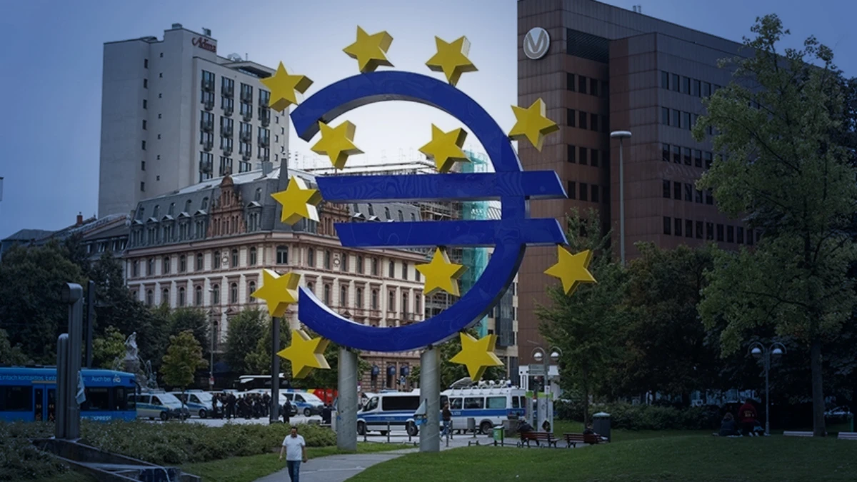 ECB'den kapsamlı güncelleme: Rehber iklim risklerinden banka çözümlemelerine kadar yenilendi ECB'den kapsamlı güncelleme: Rehber iklim risklerinden banka çözümlemelerine kadar yenilendi