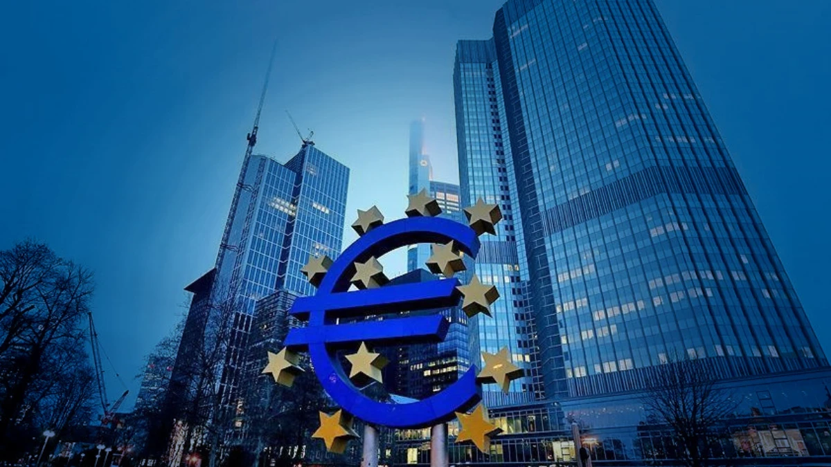 ECB'den müdahale sinyali: Fiyat artışlarının kalıcılığı yakından izleniyor ECB'den müdahale sinyali: Fiyat artışlarının kalıcılığı yakından izleniyor