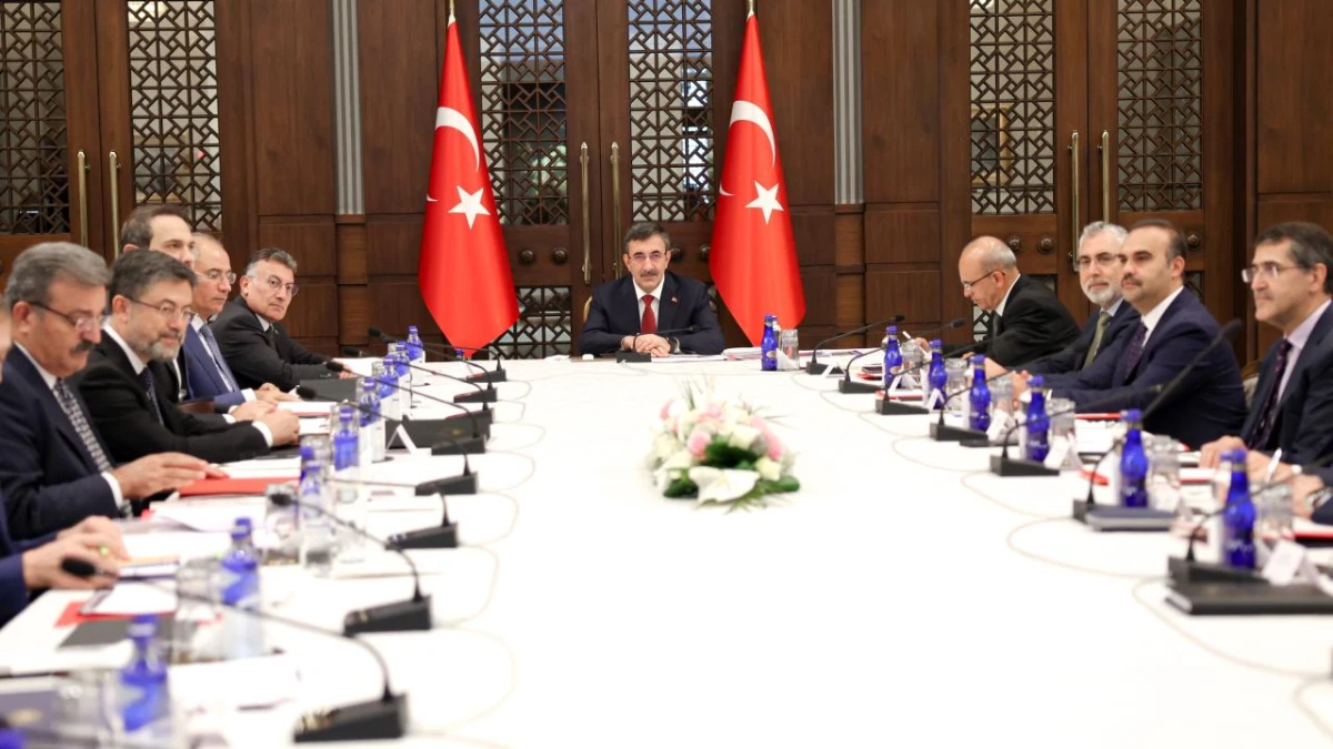 EKK toplantısı gerçekleşti: Dış ticaret masaya yatırıldı! EKK toplantısı gerçekleşti: Dış ticaret masaya yatırıldı!