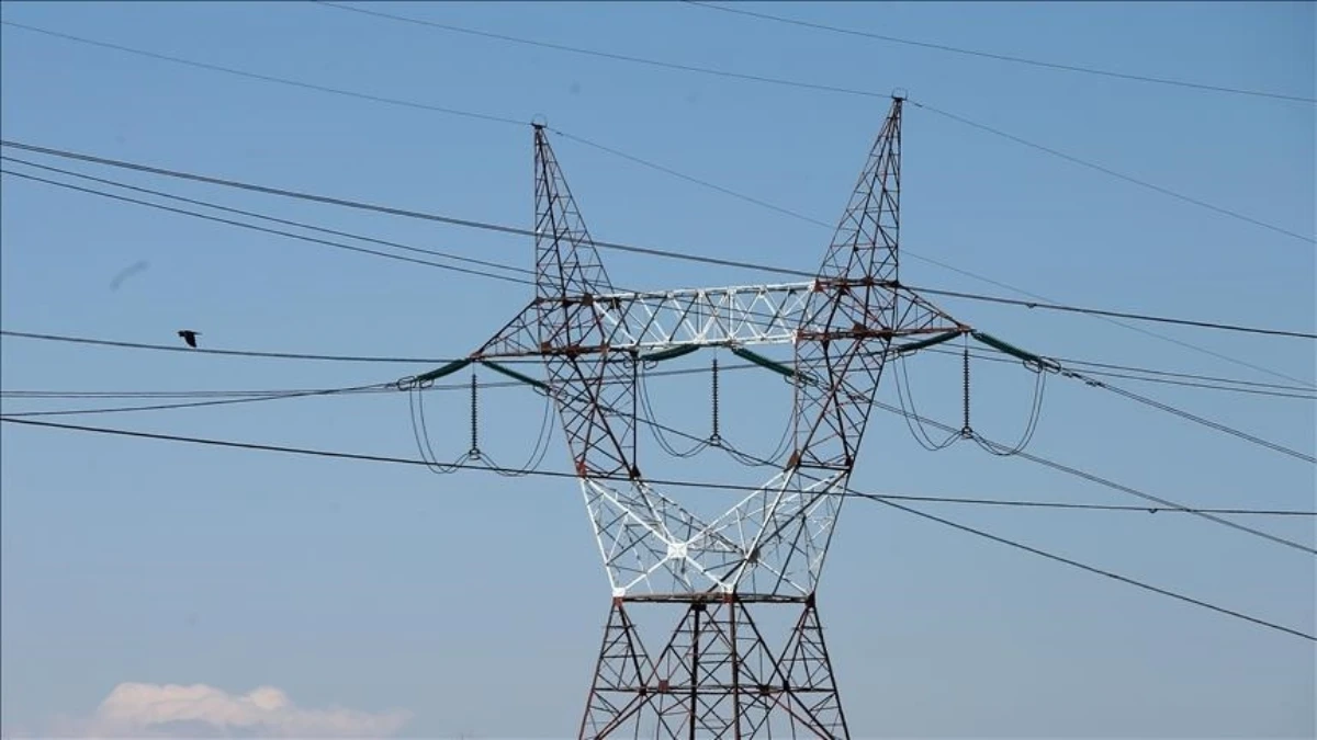 Elektrikte kurulu güç 118 bin MW'ı geçti: Yenilenebilir payı %60'ın üzerinde Elektrikte kurulu güç 118 bin MW'ı geçti: Yenilenebilir payı %60'ın üzerinde