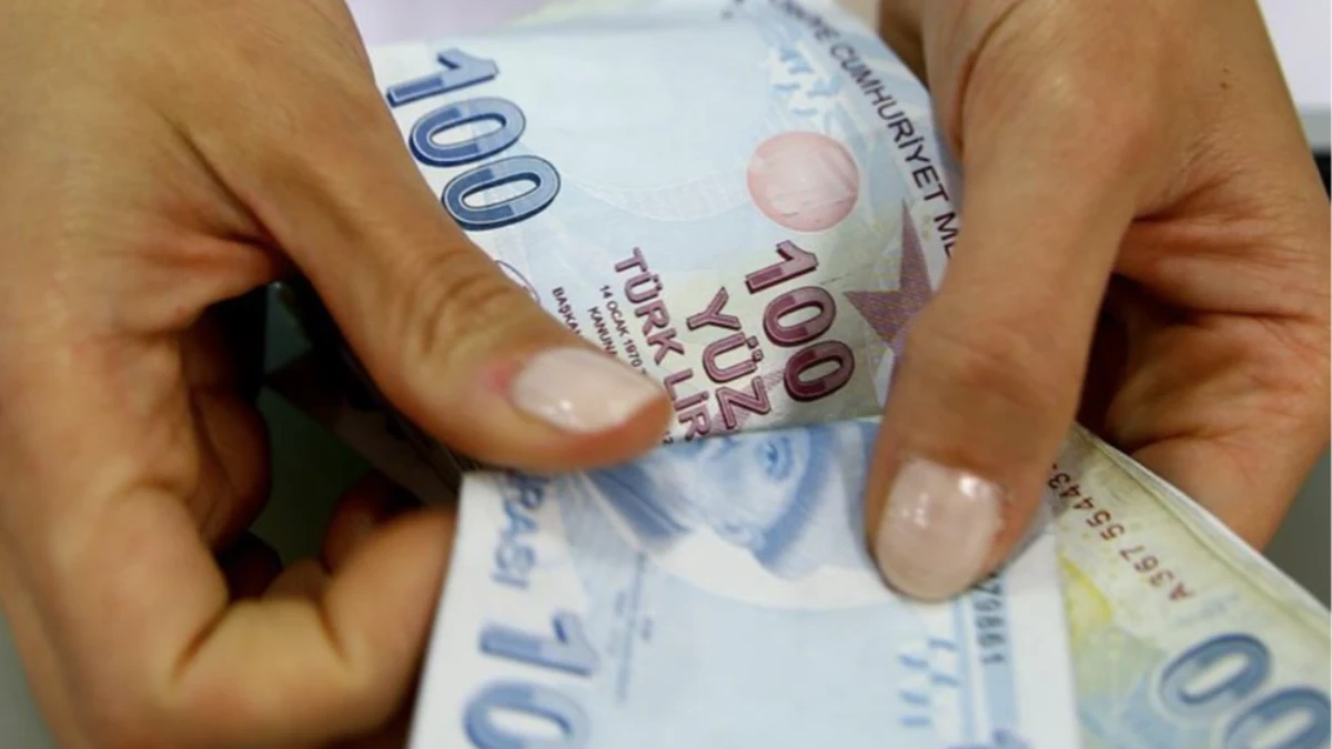Emekli promosyonunda yeni dönem: Bankalar yıl sonu yarışını büyüttü Emekli promosyonunda yeni dönem: Bankalar yıl sonu yarışını büyüttü