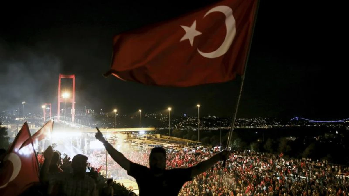 'En Uzun Gece' destanı ilk kez sahnelenecek 'En Uzun Gece' destanı ilk kez sahnelenecek