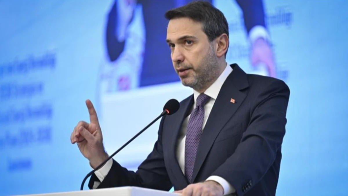 Enerji Bakanı Bayraktar: Dışa bağımlılığı düşürmek Türkiye’yi cari fazla veren ekonomi yapacak Enerji Bakanı Bayraktar: Dışa bağımlılığı düşürmek Türkiye’yi cari fazla veren ekonomi yapacak