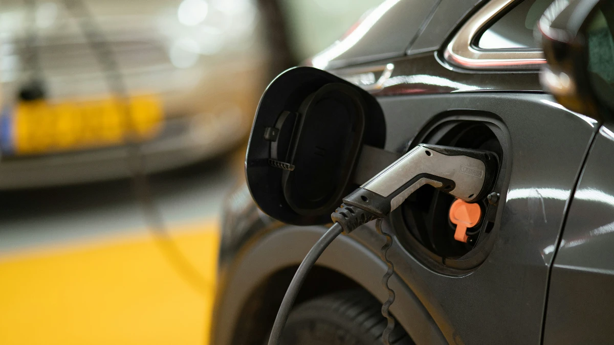 Enerji kriziyle direksiyon elektrikliye kırılıyor Enerji kriziyle direksiyon elektrikliye kırılıyor