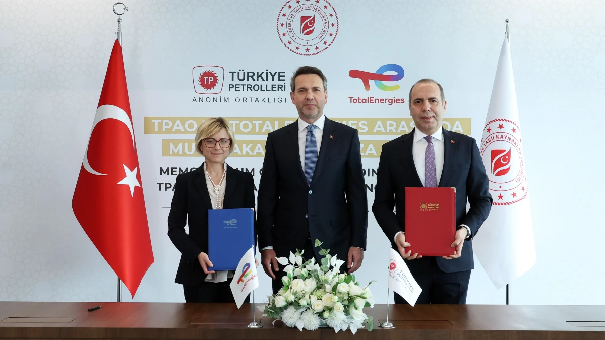 Enerjide büyük işbirliği: TPAO ve TotalEnergies mutabakat zaptı imzaladı Enerjide büyük işbirliği: TPAO ve TotalEnergies mutabakat zaptı imzaladı