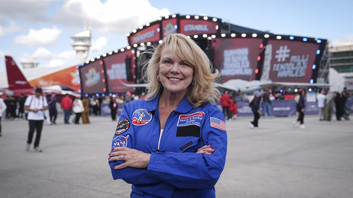 Eski NASA Yöneticisi Robinson'dan TEKNOFEST'e ve Türkiye'nin uzay çalışmalarına övgü Eski NASA Yöneticisi Robinson'dan TEKNOFEST'e ve Türkiye'nin uzay çalışmalarına övgü