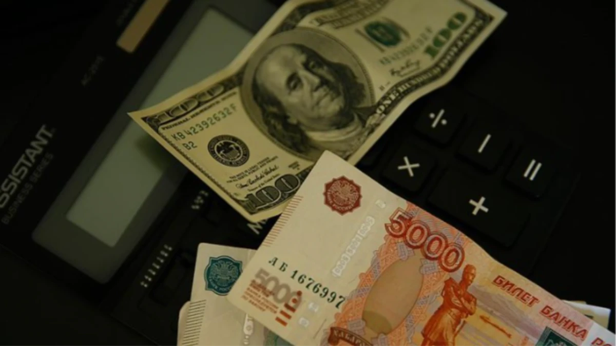 Euro ve doların payı azalıyor! Rusya'nın ihracatında ilk defa rublenin payı yüzde 50’yi geçti Euro ve doların payı azalıyor! Rusya'nın ihracatında ilk defa rublenin payı yüzde 50’yi geçti