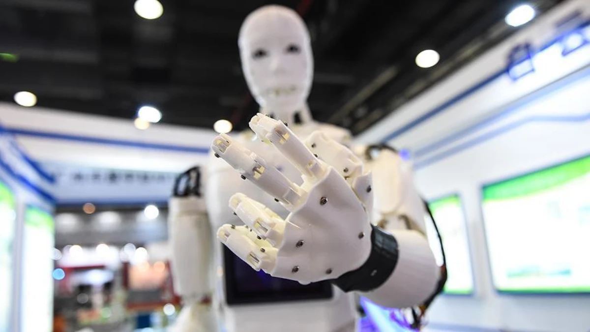 Ev robotlarında küresel yarış: Yeni nesil bakım teknolojileri Ev robotlarında küresel yarış: Yeni nesil bakım teknolojileri
