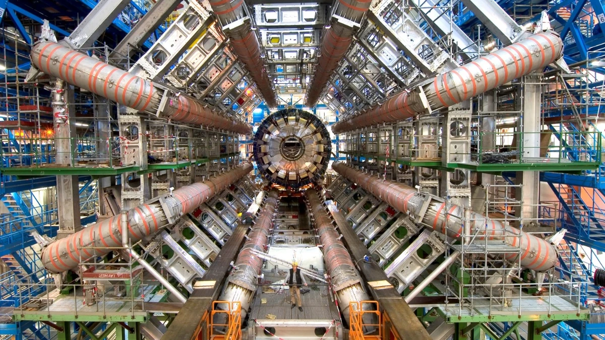Evrenin sırrını çözmek için CERN'e büyük fırsat doğdu: Çin geri çekildi