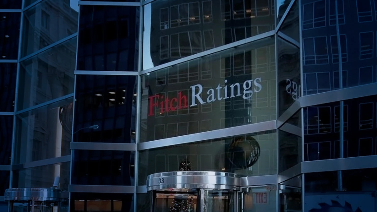 Fitch 9 Türk bankasının not görünümünü yükseltti: 'Durağan'dan 'pozitif'e çevrildi Fitch 9 Türk bankasının not görünümünü yükseltti: 'Durağan'dan 'pozitif'e çevrildi