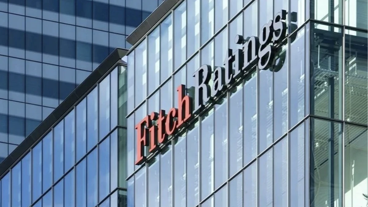 Fitch’ten Türkiye kararı: 9 yabancı bankanın kredi notu görünümü pozitife çevrildi Fitch’ten Türkiye kararı: 9 yabancı bankanın kredi notu görünümü pozitife çevrildi