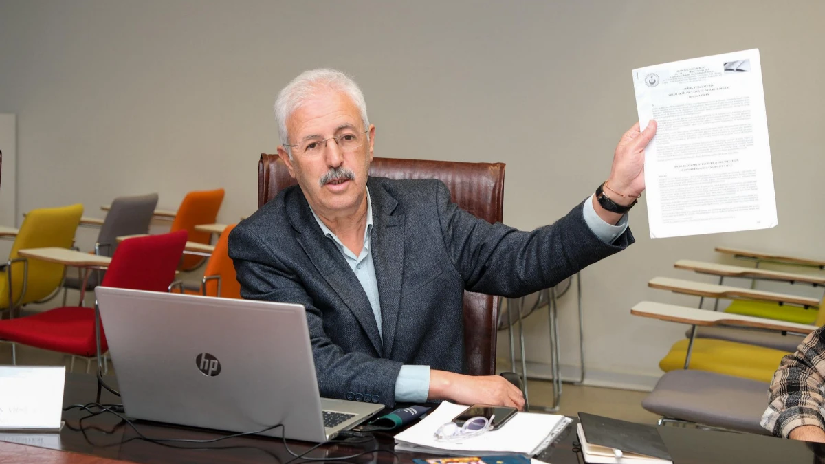 Fütuvvetnameler ışığında ahilik geleneği: Gençlik rehberi Fütuvvetnameler ışığında ahilik geleneği: Gençlik rehberi