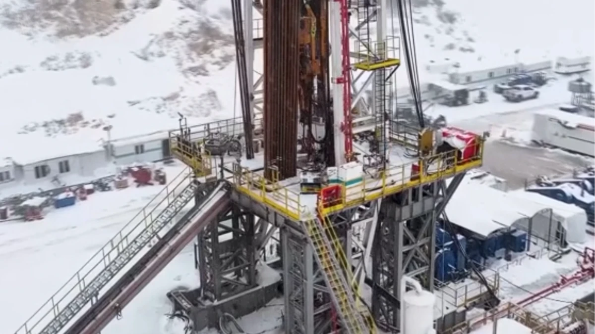 Gabar’da 2,5 metre kara rağmen üretim sürüyor: Günlük 80 bin varil petrol Gabar’da 2,5 metre kara rağmen üretim sürüyor: Günlük 80 bin varil petrol