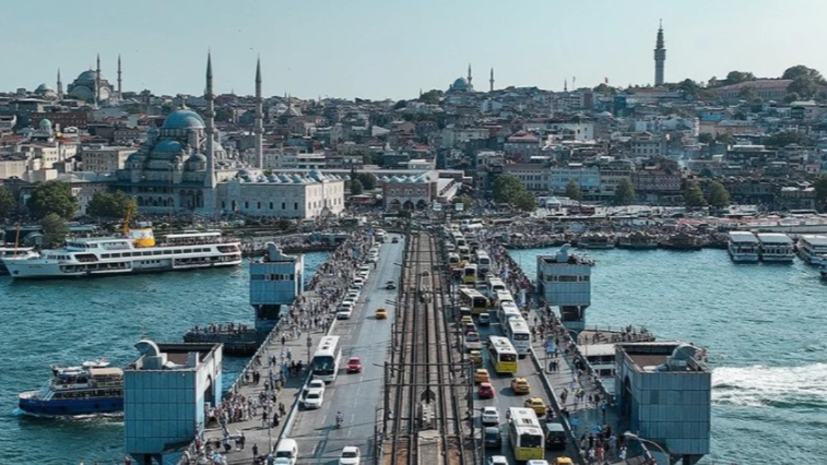 Galata Köprüsü'nün trafiğe kapatılacağı saatler belli oldu Galata Köprüsü'nün trafiğe kapatılacağı saatler belli oldu
