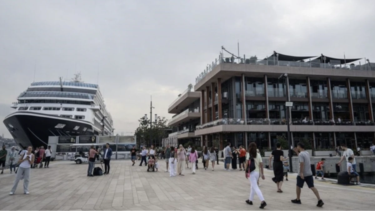 Galataport İstanbul’dan kruvaziyer rekoru: 2026’da 280 bin ana liman yolcusu hedefi Galataport İstanbul’dan kruvaziyer rekoru: 2026’da 280 bin ana liman yolcusu hedefi