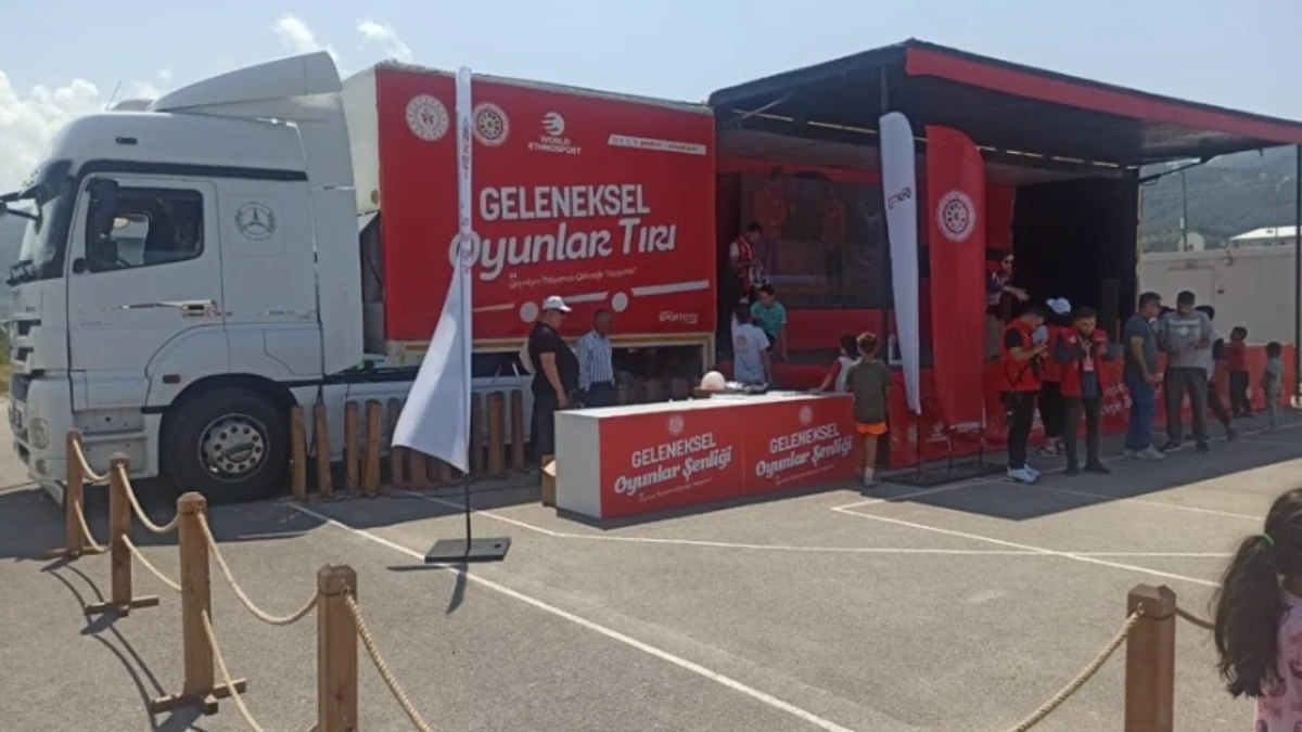 Geleneksel Oyunlar Tırı gezmeye devam ediyor! Geleneksel Oyunlar Tırı gezmeye devam ediyor!