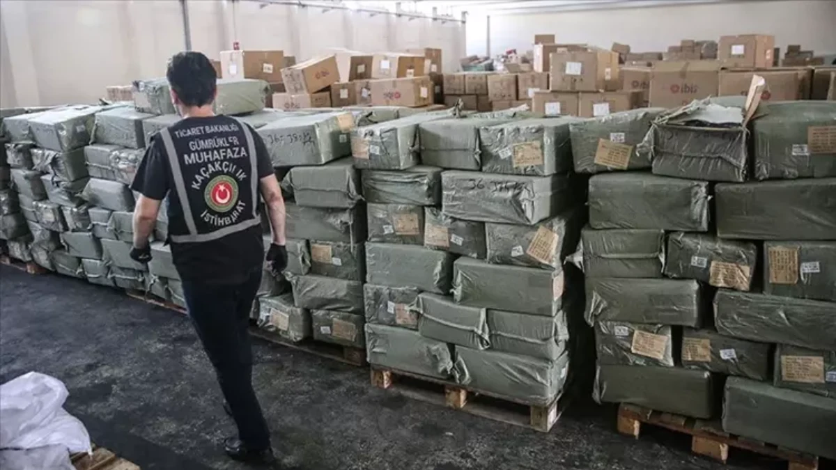 Gümrük Muhafaza kaçakçılara geçit vermedi: 6 aylık bilanço 35,5 milyar lira Gümrük Muhafaza kaçakçılara geçit vermedi: 6 aylık bilanço 35,5 milyar lira