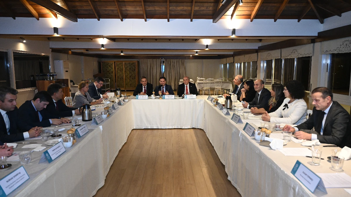 Gümrükçüler mevzuatta netlik uygulamada birlik bekliyor Gümrükçüler mevzuatta netlik uygulamada birlik bekliyor