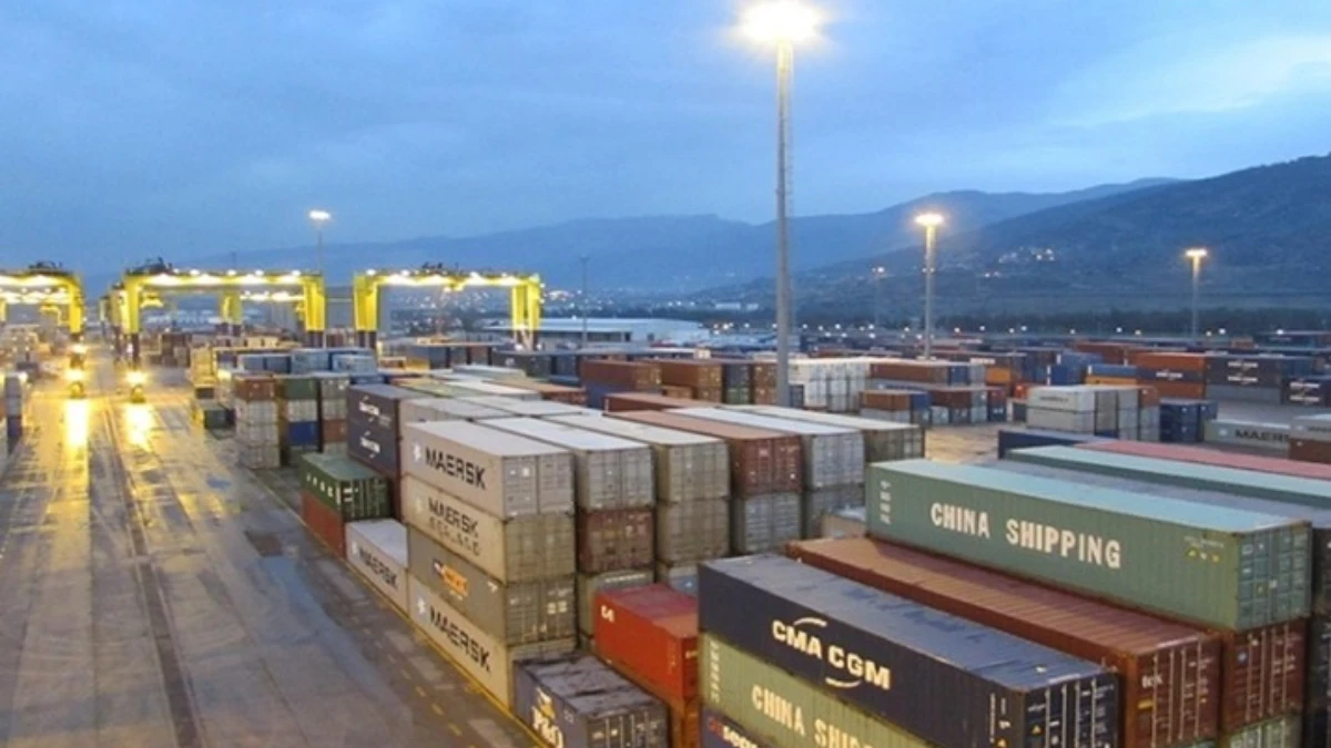 Güneydoğu Anadolu'nun ihracatı 2025'te 12 milyar dolara ulaştı Güneydoğu Anadolu'nun ihracatı 2025'te 12 milyar dolara ulaştı