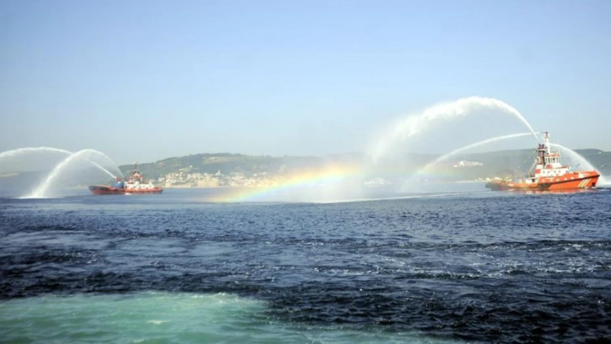 Hatay'da denizcilik şenliği yapıldı Hatay'da denizcilik şenliği yapıldı