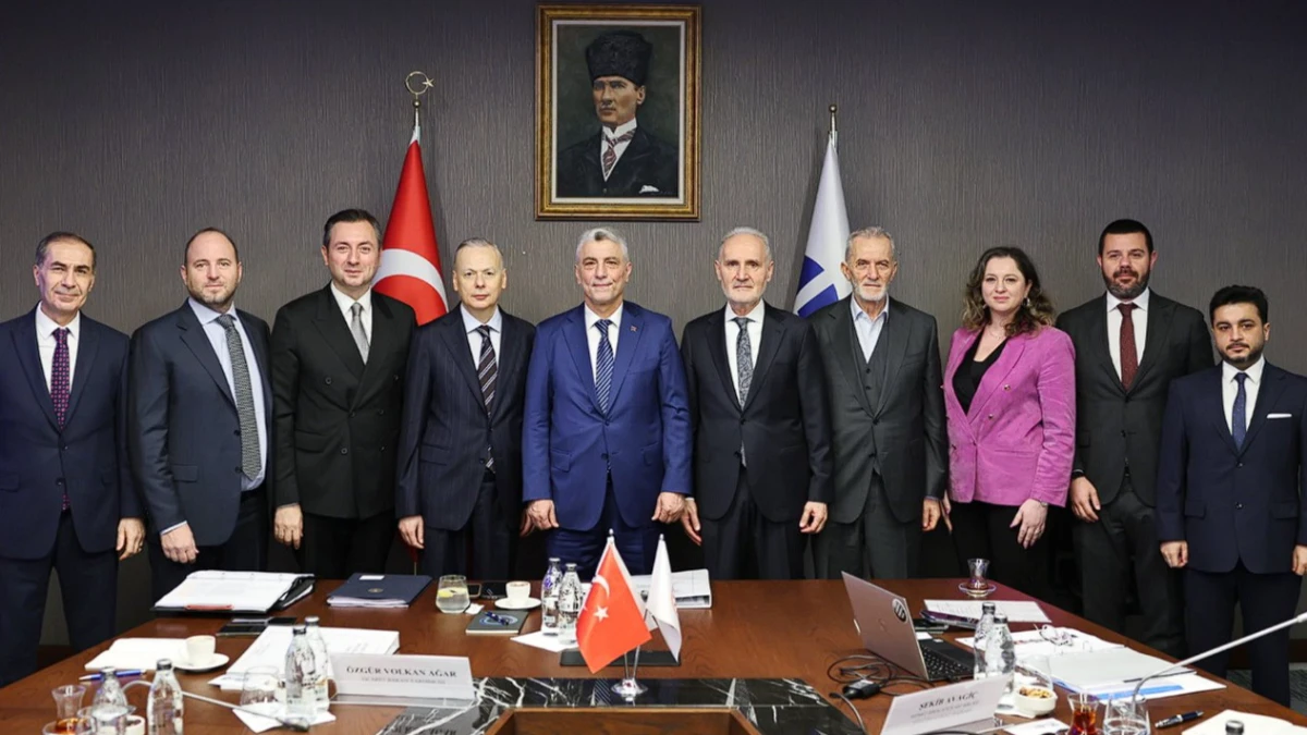 Hizmet ihracatında tarihi başarı: 63,5 milyar dolar fazla! Hizmet ihracatında tarihi başarı: 63,5 milyar dolar fazla!