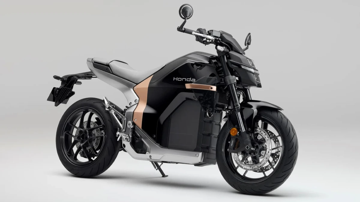 Honda’dan elektrikli motosiklet: 130 km menzil, 30 dakikada yüzde 80 şarj Honda’dan elektrikli motosiklet: 130 km menzil, 30 dakikada yüzde 80 şarj