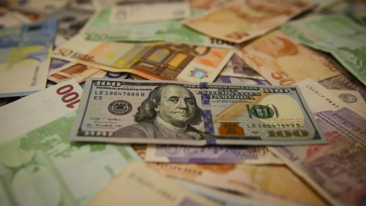 İhracatçı için 'parite' fırsatı: Fed endişeleri doları zayıflattı; euro güçlendi İhracatçı için 'parite' fırsatı: Fed endişeleri doları zayıflattı; euro güçlendi