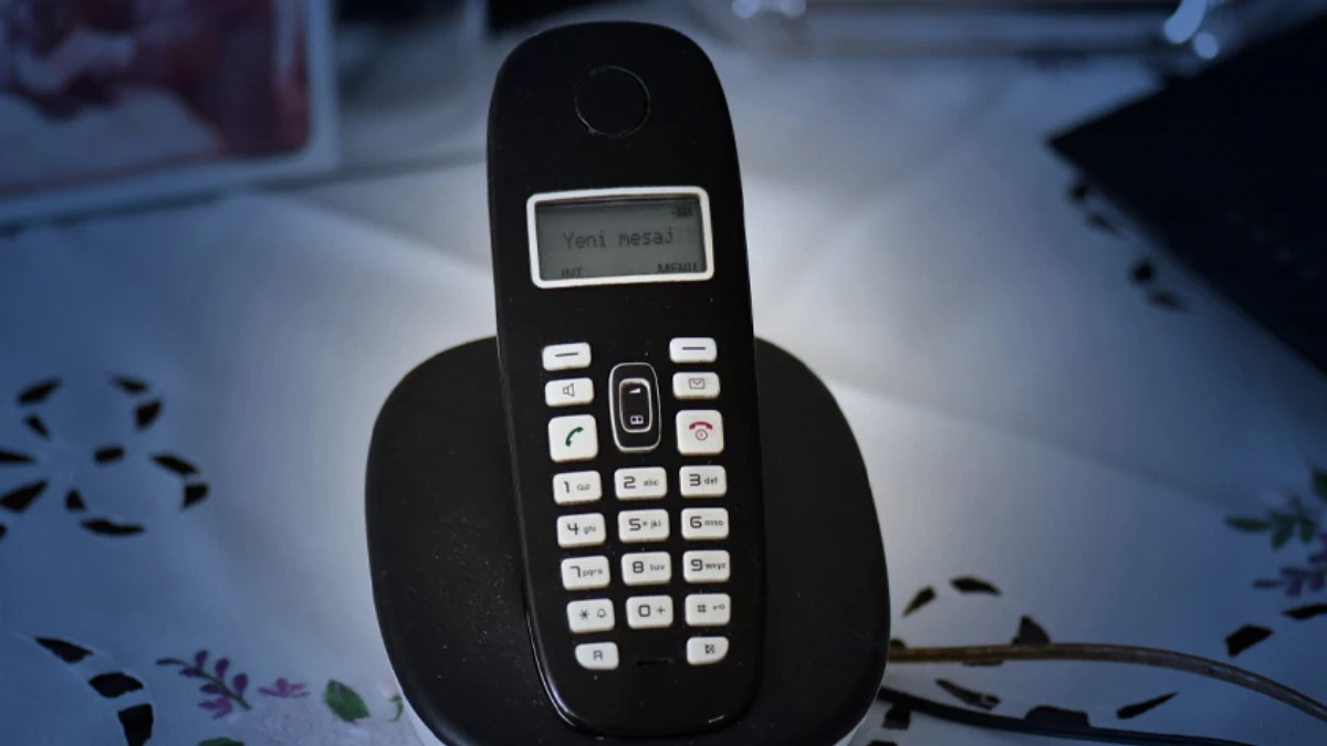 İletişim alışkanlıkları değişti: Sabit telefon kullanımı 10 milyonun altına indi İletişim alışkanlıkları değişti: Sabit telefon kullanımı 10 milyonun altına indi