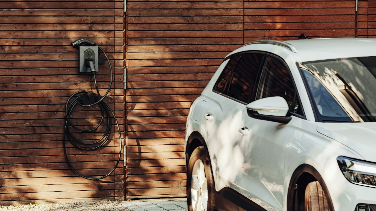 İlk çeyrekte satılan arabaların yarısı elektrikli ve hibritli! İlk çeyrekte satılan arabaların yarısı elektrikli ve hibritli!