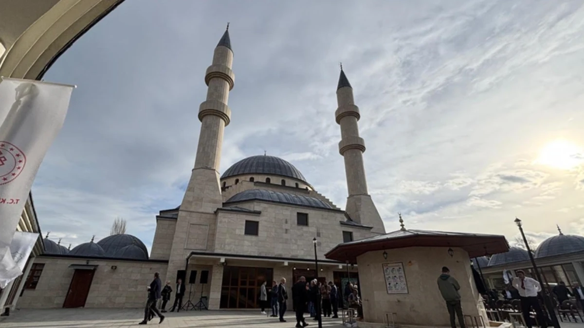 İLK ORUÇ NE ZAMAN | Ramazan ayı ne zaman başlıyor, sahura ne zaman kalkacağız? 2026 imsakiye İLK ORUÇ NE ZAMAN | Ramazan ayı ne zaman başlıyor, sahura ne zaman kalkacağız? 2026 imsakiye