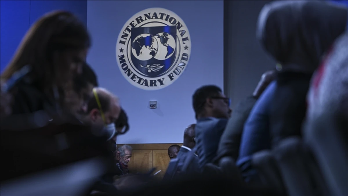 IMF'den belirsizlik uyarısı: Döviz piyasalarında kırılganlık artıyor IMF'den belirsizlik uyarısı: Döviz piyasalarında kırılganlık artıyor