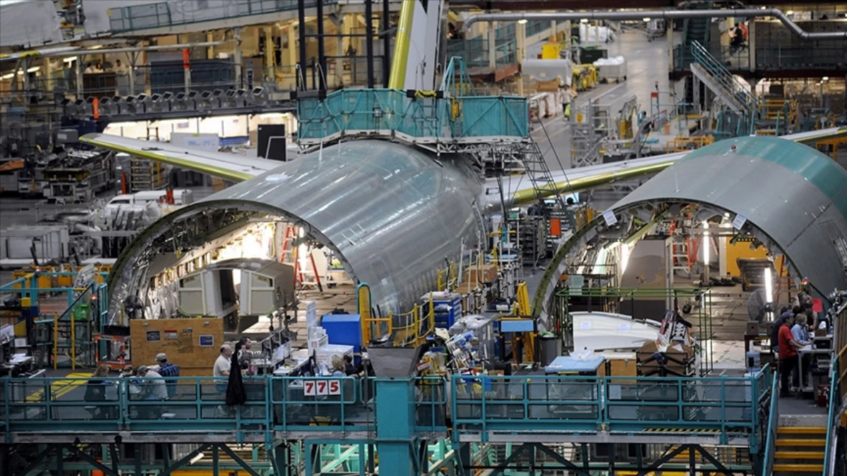 İngiltere'de imalat sanayi PMI 14 ayın zirvesinde İngiltere'de imalat sanayi PMI 14 ayın zirvesinde