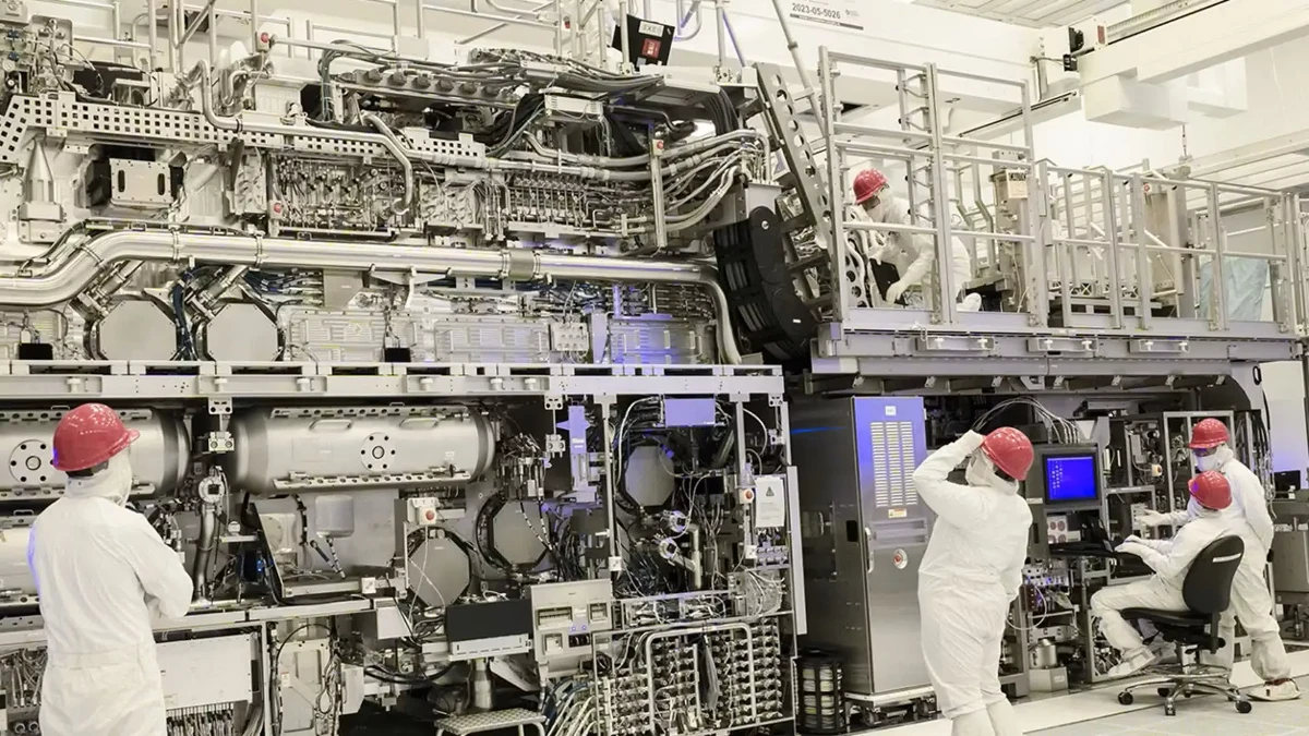 Intel çip departmanında yeniden yapılanmaya gidiyor: 10 bin kişi işten çıkarılacak Intel çip departmanında yeniden yapılanmaya gidiyor: 10 bin kişi işten çıkarılacak