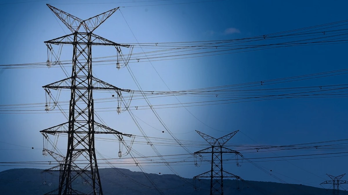 İran ile Katar elektrik şebekeleri bağlanıyor: Teknik çalışmalarda son aşamaya gelindi İran ile Katar elektrik şebekeleri bağlanıyor: Teknik çalışmalarda son aşamaya gelindi