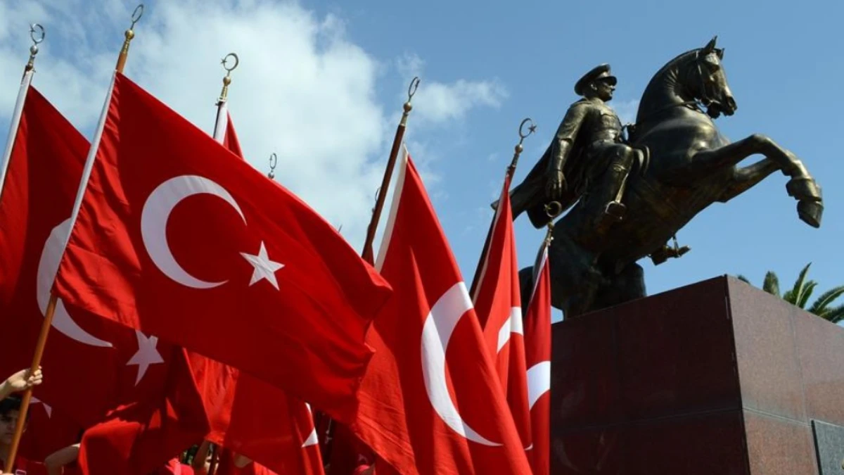 İş dünyasından 19 Mayıs mesajları İş dünyasından 19 Mayıs mesajları