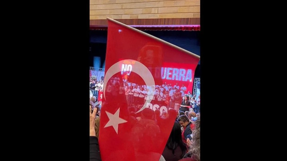 İspanya Başbakanı Sanchez’den Türk bayraklı mesaj: Sosyal medya bunu konuşuyor İspanya Başbakanı Sanchez’den Türk bayraklı mesaj: Sosyal medya bunu konuşuyor