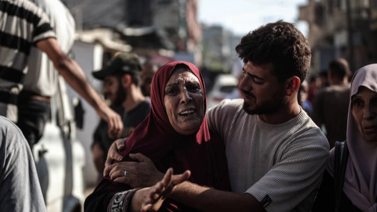 İsrail’in Gazze’ye saldırılarında 33 Filistinli hayatını kaybetti İsrail’in Gazze’ye saldırılarında 33 Filistinli hayatını kaybetti