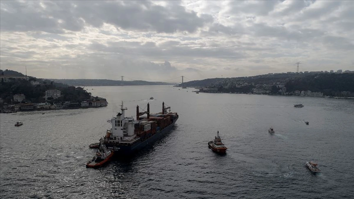 İstanbul Boğazı'nın 6 aylık karnesi: Günde ortalama 107 gemi geçti İstanbul Boğazı'nın 6 aylık karnesi: Günde ortalama 107 gemi geçti