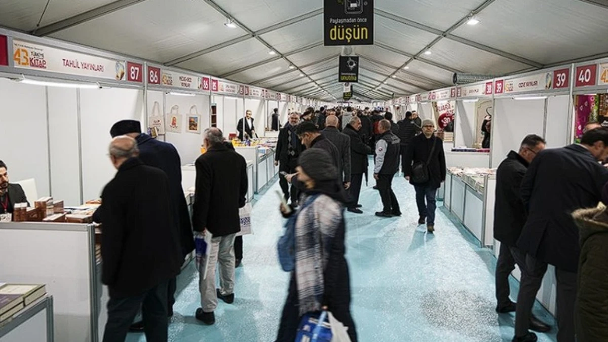 İstanbul'da 43. Türkiye Kitap ve Kültür Fuarı'nın açılışı yapıldı İstanbul'da 43. Türkiye Kitap ve Kültür Fuarı'nın açılışı yapıldı