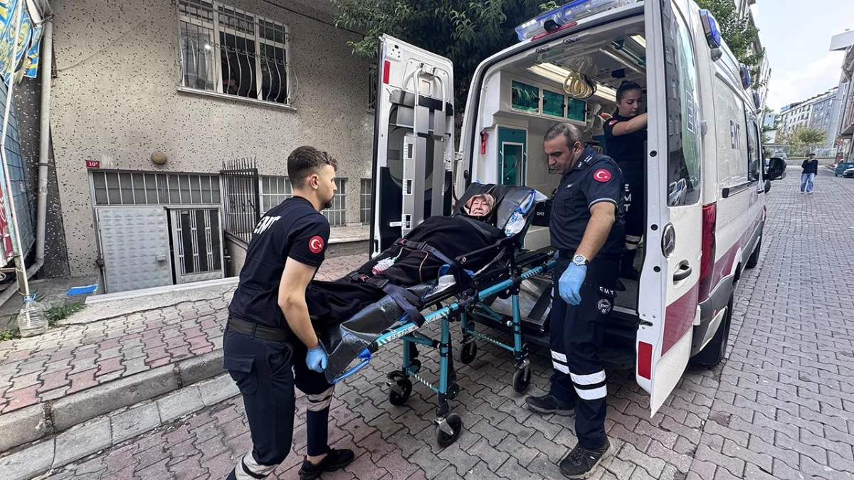 İstanbul'da yeni dönem: Taburcu olan hastalar gerekli durumlarda evine ambulansla bırakılıyor İstanbul'da yeni dönem: Taburcu olan hastalar gerekli durumlarda evine ambulansla bırakılıyor