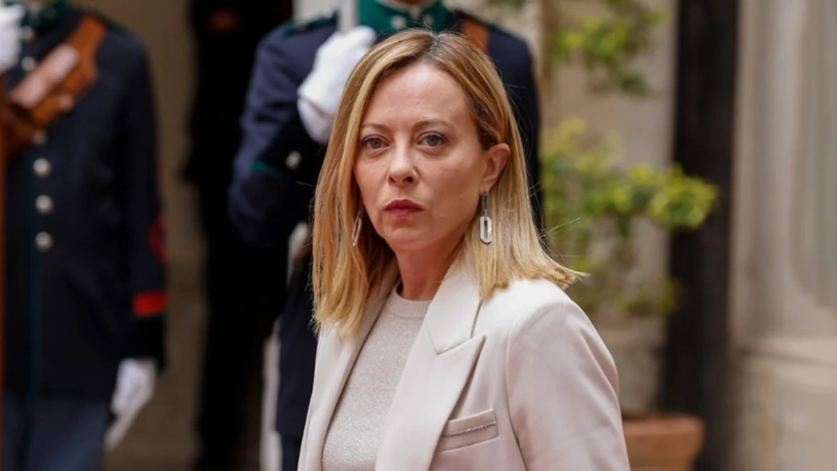 İtalya Başbakanı Meloni: Avrupa büyük olmak istiyorsa kendini savunabilmeli İtalya Başbakanı Meloni: Avrupa büyük olmak istiyorsa kendini savunabilmeli