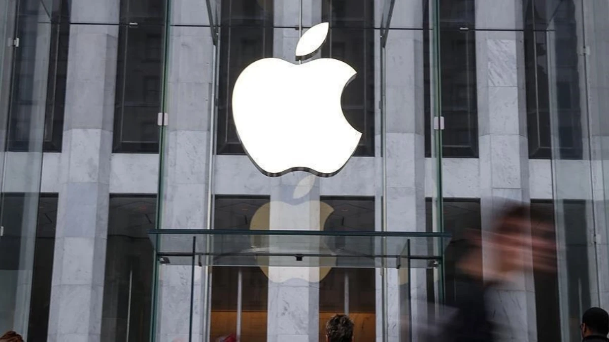 İtalya'dan Apple'a 98,6 milyon avroluk 'hakim konum' cezası İtalya'dan Apple'a 98,6 milyon avroluk 'hakim konum' cezası